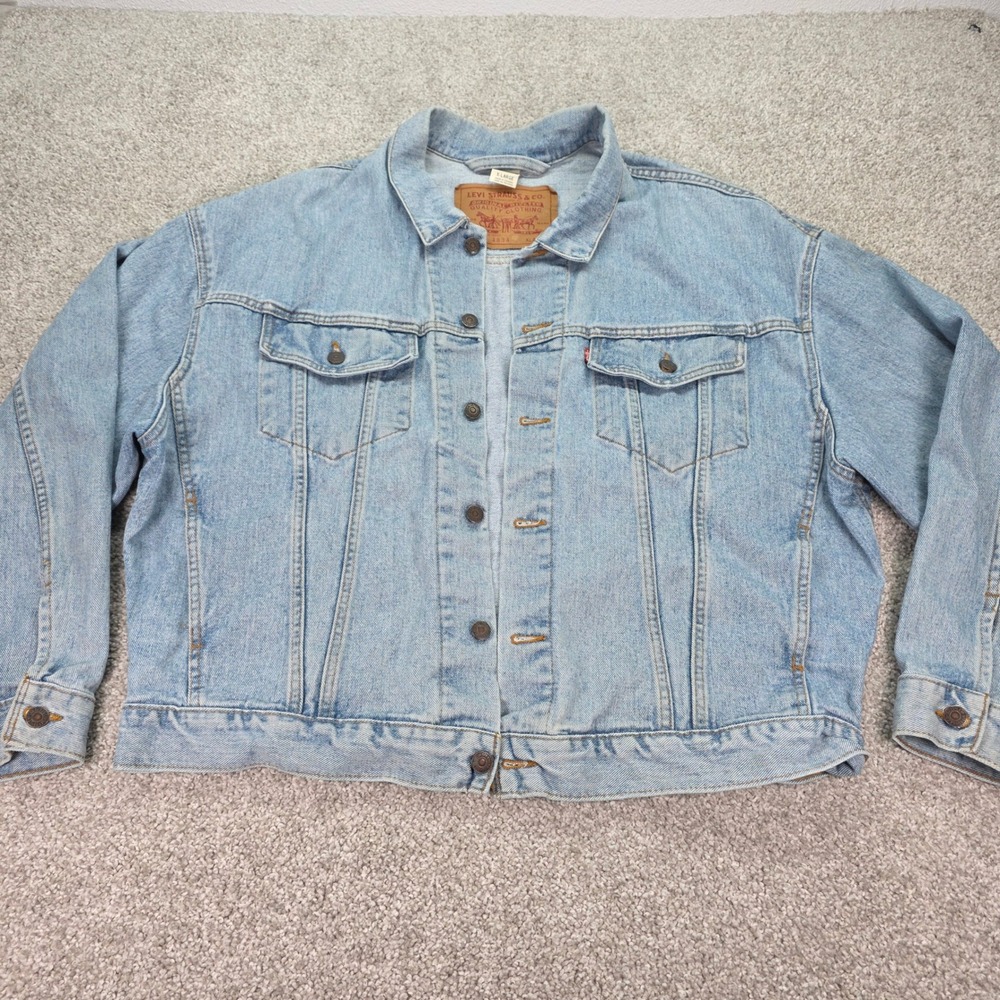 Vintage Levis 70598 4834 Light Wash Denim Trucker Jacket Mens XL Made in Canada